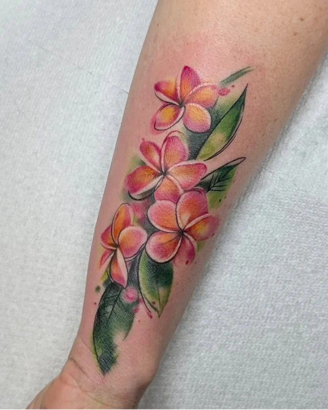 Some pretty plumeria flowers for my client who loves going to Hawaii 🥰 🌺 there’s even a coverup in there⁠
*reposted with better picture* - @kristylynnetattoos⁠
⁠